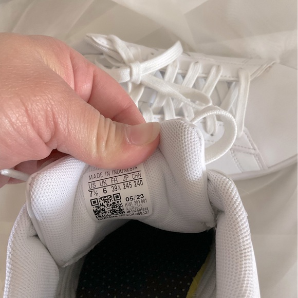 Adidas Women’s Grand Court 2.0 sneakers - Picture 4 of 7